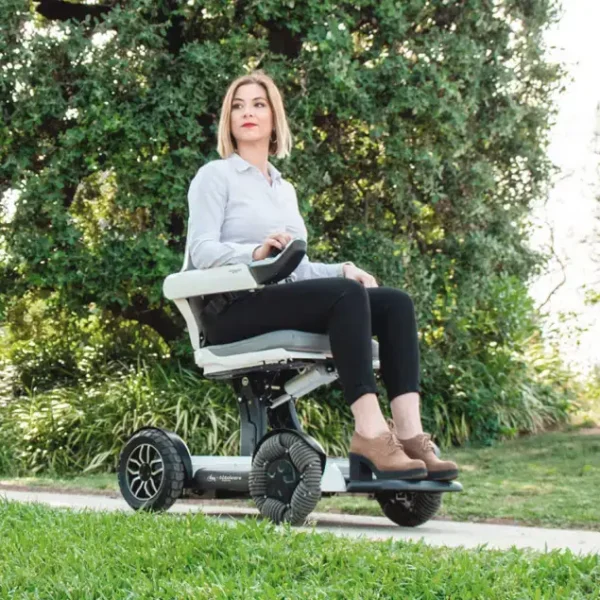 Silla de ruedas electrica y plegable infinityx